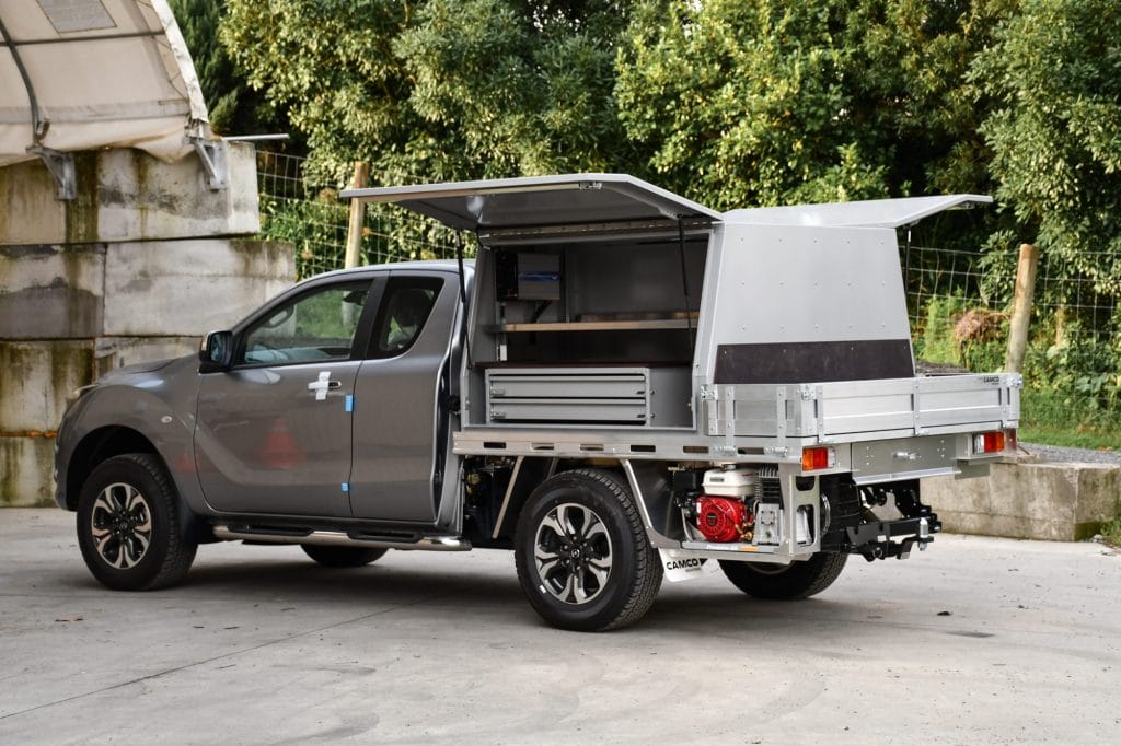 CAMCO Trade - Mazda BT-50 - 2 Door Service Body and Flat Deck 02