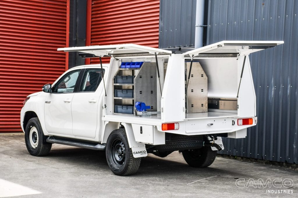 CAMCO Trade - Toyota Hilux - 3 Door Integrated Service Body 02