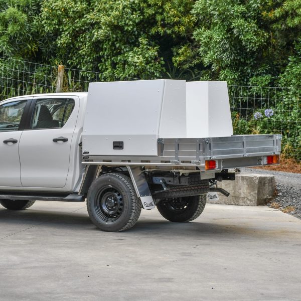 Double Cab Flat Deck + Gullwing Toolboxes