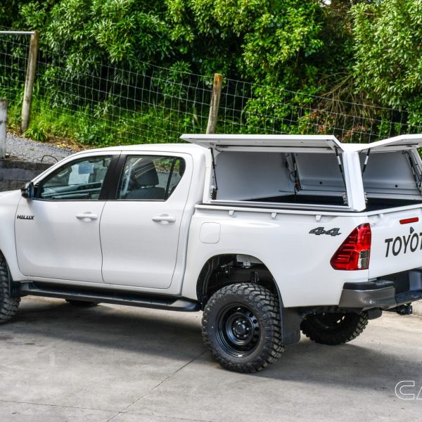 Camco-Stealth-Aluminium-Canopy-for-JDeck-Hilux-5.jpg