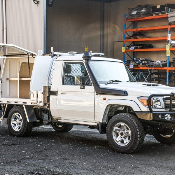 Toyota Landcruiser Drainage Fitout 1200L Toolboxes, Flat Deck, Front + Rear H-Rack, Underdeck Compressor