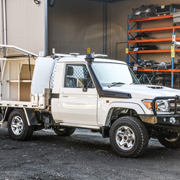 Toyota Landcruiser Drainage Fitout 1200L Toolboxes, Flat Deck, Front + Rear H-Rack, Underdeck Compressor