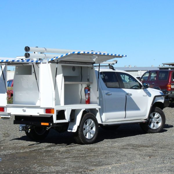 Double-Cab-Integrated-Service-Body-7
